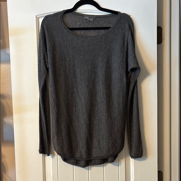 Vince Gray Long Sleeve cashmere wool Relaxed Sweatshirt - Picture 1 of 6